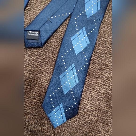 Modern Slim Necktie Set of 2 Blue Designer Men Ties EUC - Picture 3 of 7